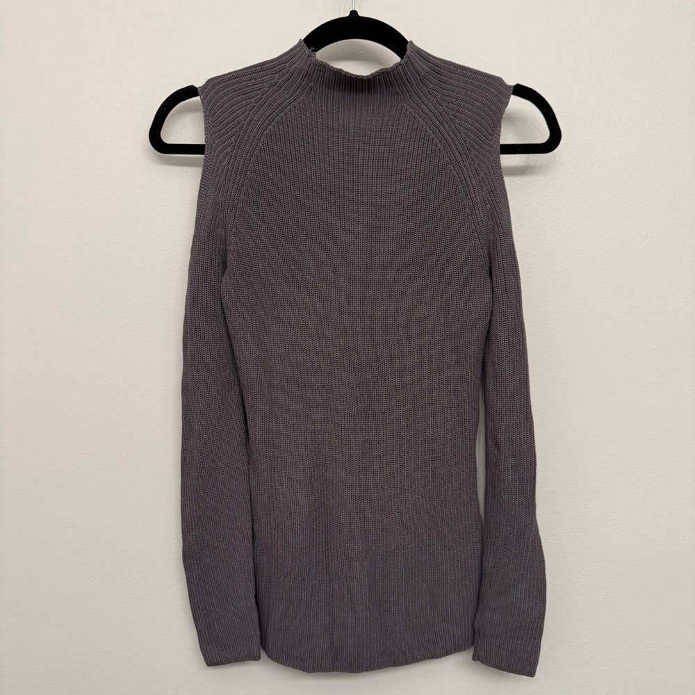 Aritzia Wilfred cut out Knit Sweater